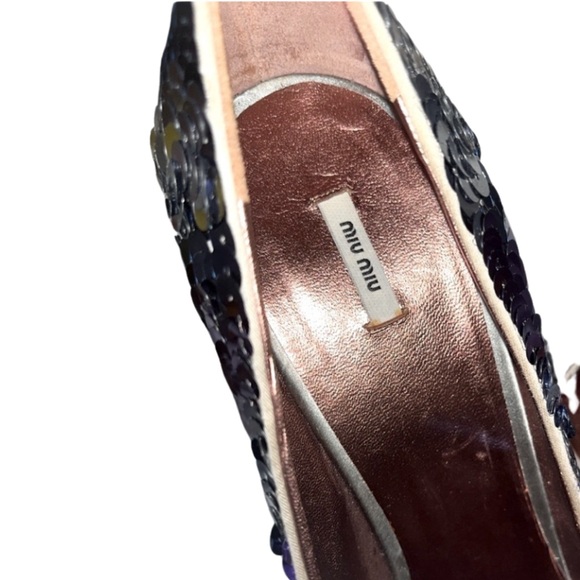 MIU MIU Sequin Embellishments Round ToePumpsHeels Size41 U.S. Size11 - Picture 2 of 15